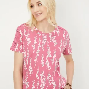 Max-Women-Floral-Printed-T-shirt