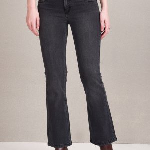 U.S. Polo Assn. Women Light Fade Mid-Rise Cropped Bootcut Stretchable Jeans Price