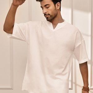 VASTRAMAY Men Solid Straight Kurta(White)