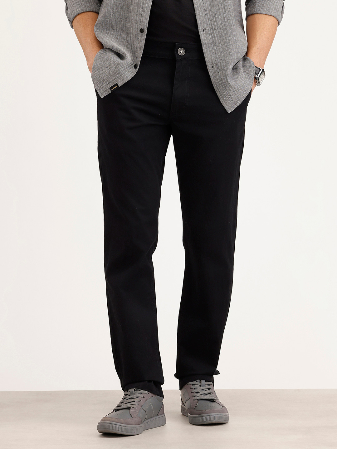 WROGN Men Black Slim Fit Solid Chinos